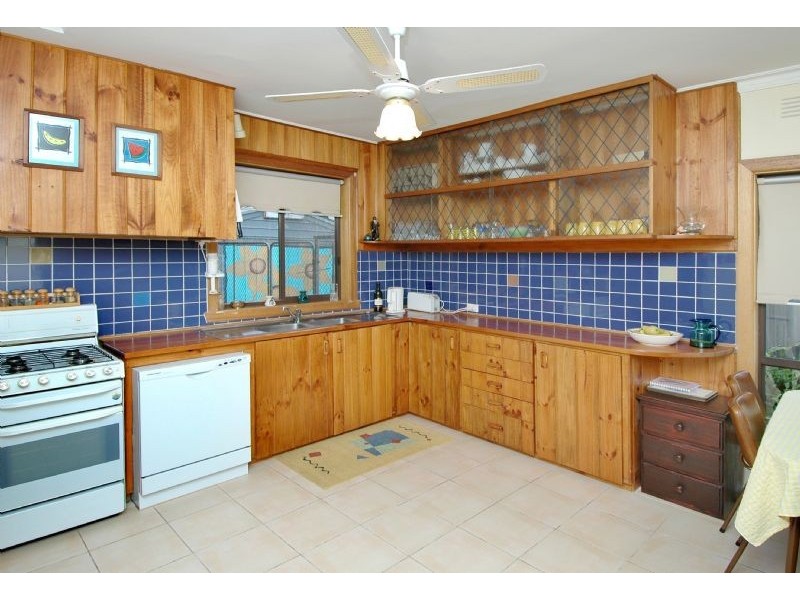 15 EDGAR STREET, Hadfield VIC 3046