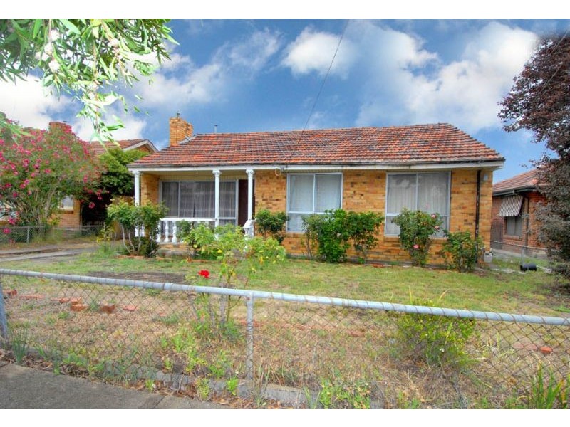43 Hales Crescent , Jacana VIC 3047