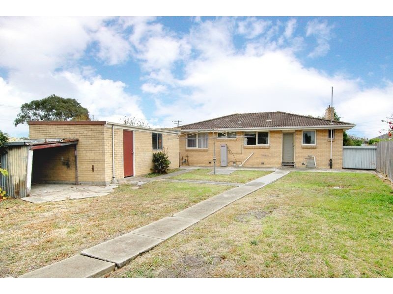 13 Stawell Avenue, Dallas VIC 3047