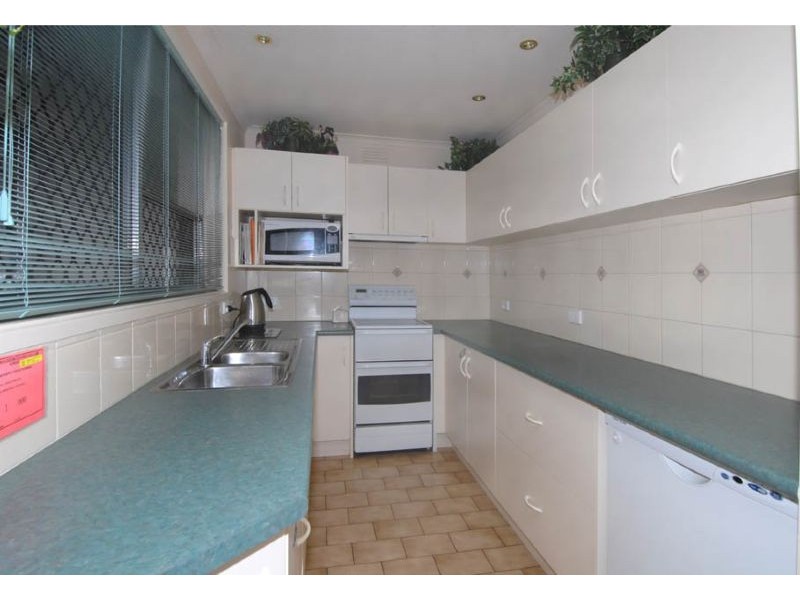 2 Elm Court, Coolaroo VIC 3048
