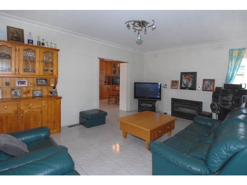 4 Ogden Street, Glenroy VIC 3046