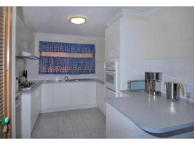 34 Magnolia Boulevard, Meadow Heights VIC 3048