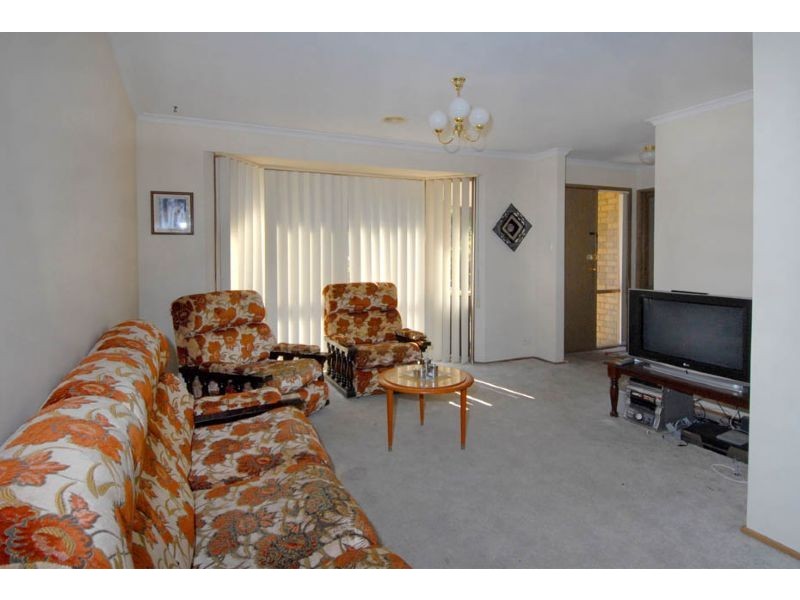 34 Magnolia Boulevard, Meadow Heights VIC 3048