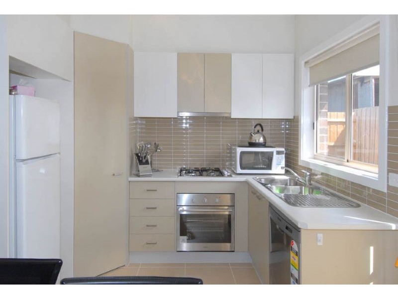 3/7 Leonard Avenue, Glenroy VIC 3046