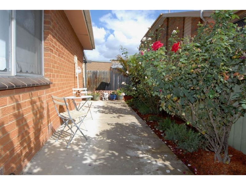 4/2 Battersea Street, Hadfield VIC 3046