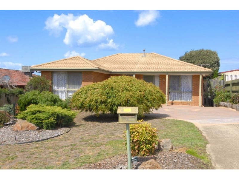 3 Fuschia Place, Meadow Heights VIC 3048