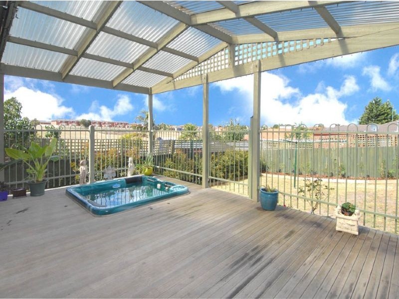 3 Fuschia Place, Meadow Heights VIC 3048