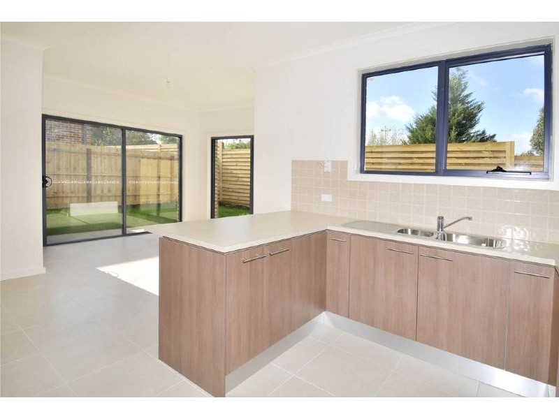 9/213 – 215 Camp Road, Broadmeadows VIC 3047