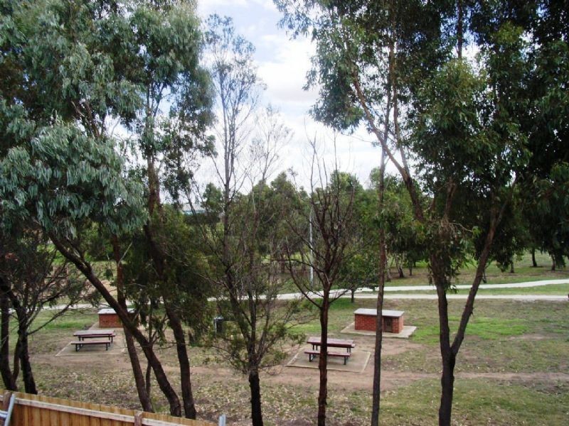 9/213 – 215 Camp Road, Broadmeadows VIC 3047