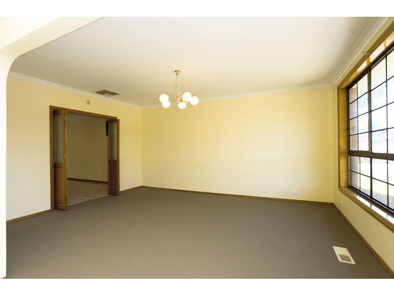 32 THE LOOP, Hadfield VIC 3046