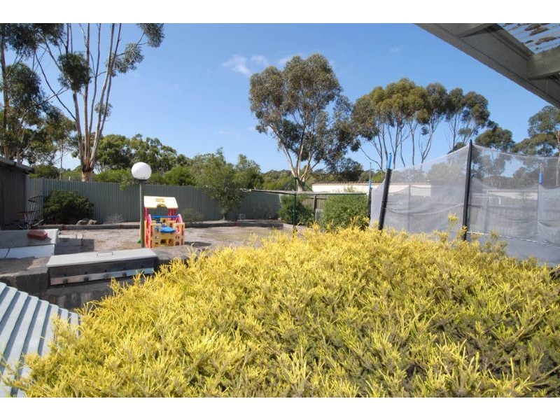 64 Fairmount Street, Hadfield VIC 3046