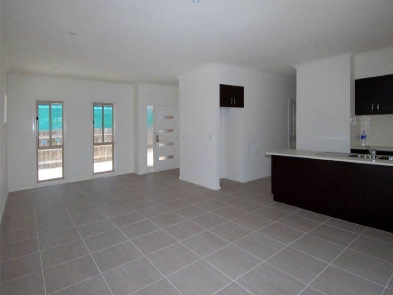 2/46 MAUDE AVENUE, Glenroy VIC 3046