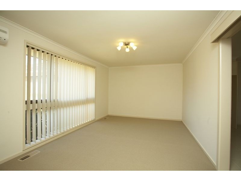 4/9-11 Everard Street, Glenroy VIC 3046