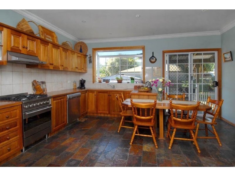 148 West Street, Hadfield VIC 3046