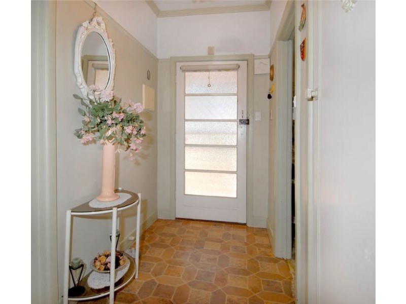 75 Paget Avenue, Glenroy VIC 3046