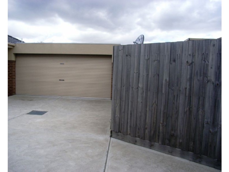 1/21 Edgar Street, Hadfield VIC 3046