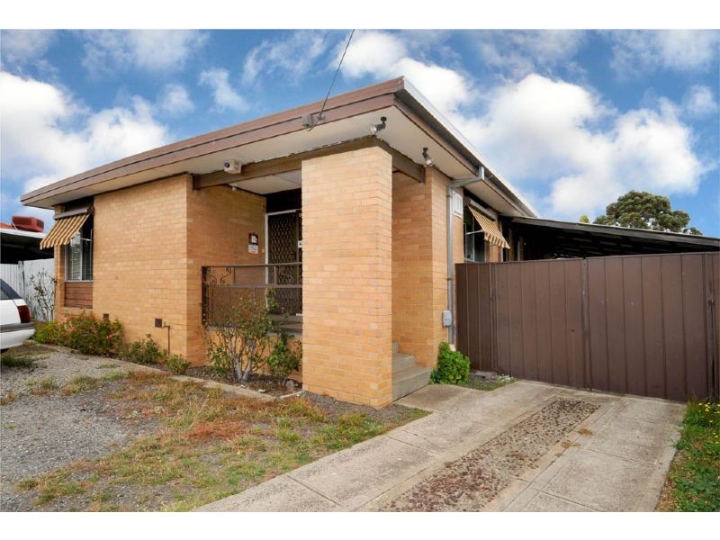 33 Tatura Crescent, Broadmeadows VIC 3047