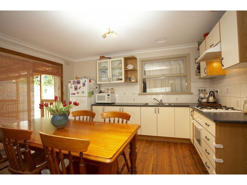 24 Gish Court, Hadfield VIC 3046