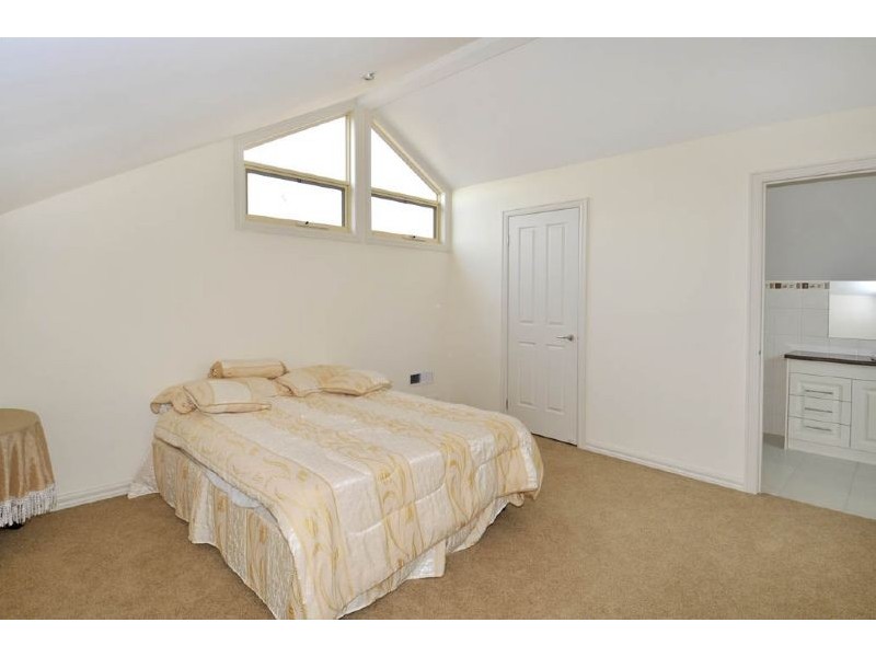 69a Maude Avenue, Glenroy VIC 3046
