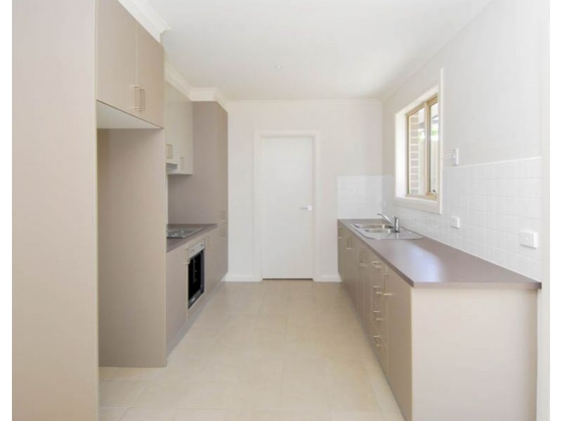 2/29 Devon Road, Pascoe Vale VIC 3044