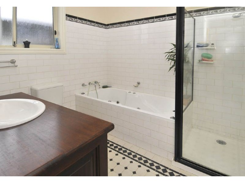 12 Paris Road, Broadmeadows VIC 3047