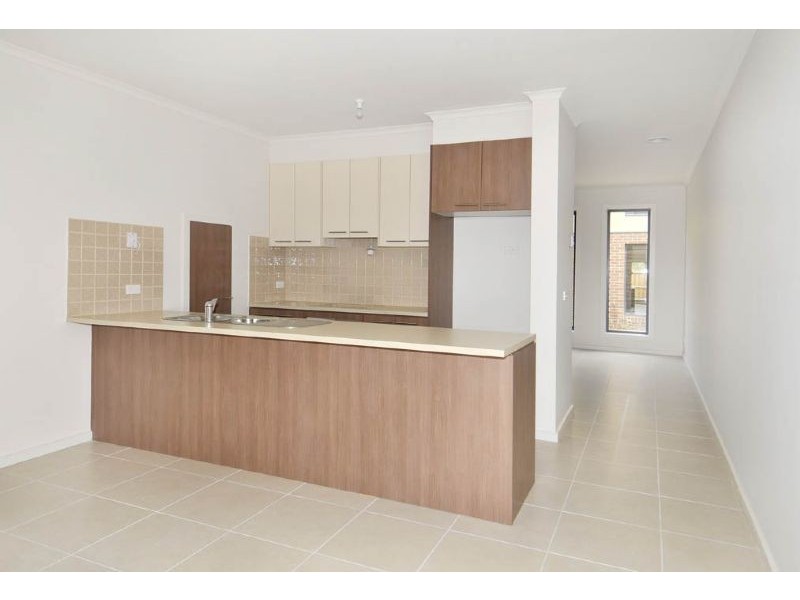 11/213 – 215 Camp Road, Broadmeadows VIC 3047