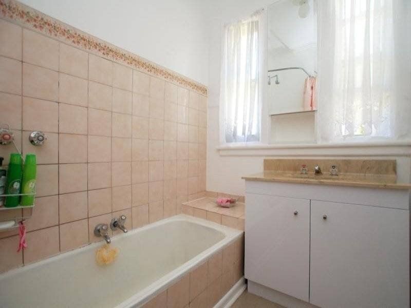 104 Widford Street, Glenroy VIC 3046
