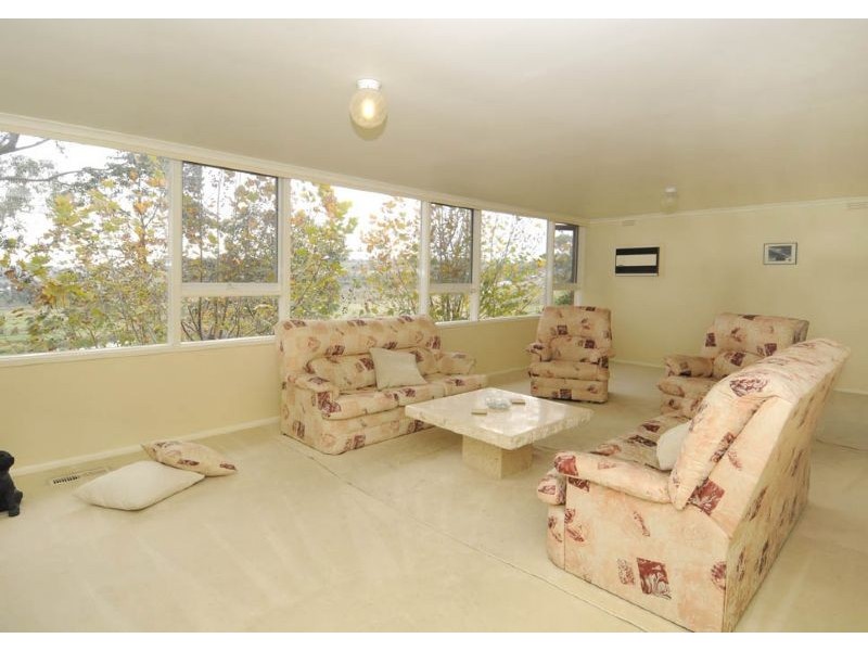 36 Moonee Boulevard, Glenroy VIC 3046