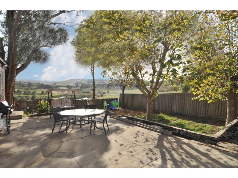 36 Moonee Boulevard, Glenroy VIC 3046