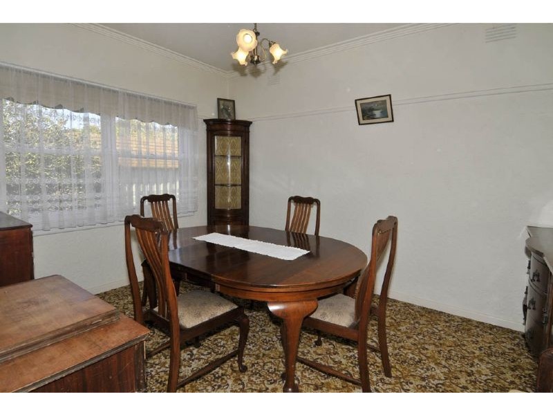 18 Snell Grove, Pascoe Vale VIC 3044