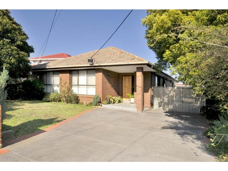 107 Gowrie Street, Glenroy VIC 3046