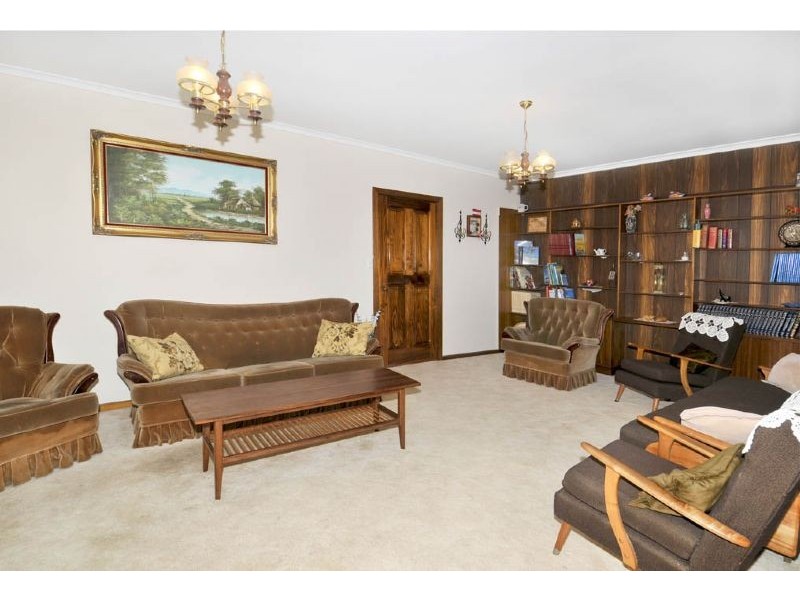 107 Gowrie Street, Glenroy VIC 3046