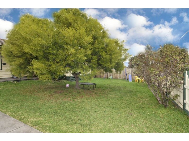 44 Chapman Avenue, Glenroy VIC 3046