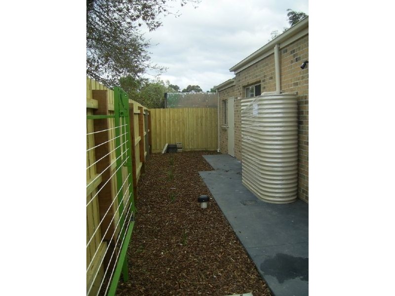 3/10 Leonard Avenue, Glenroy VIC 3046