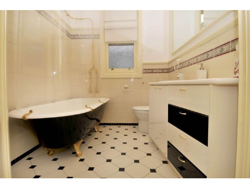 35 Arndt Road, Pascoe Vale VIC 3044