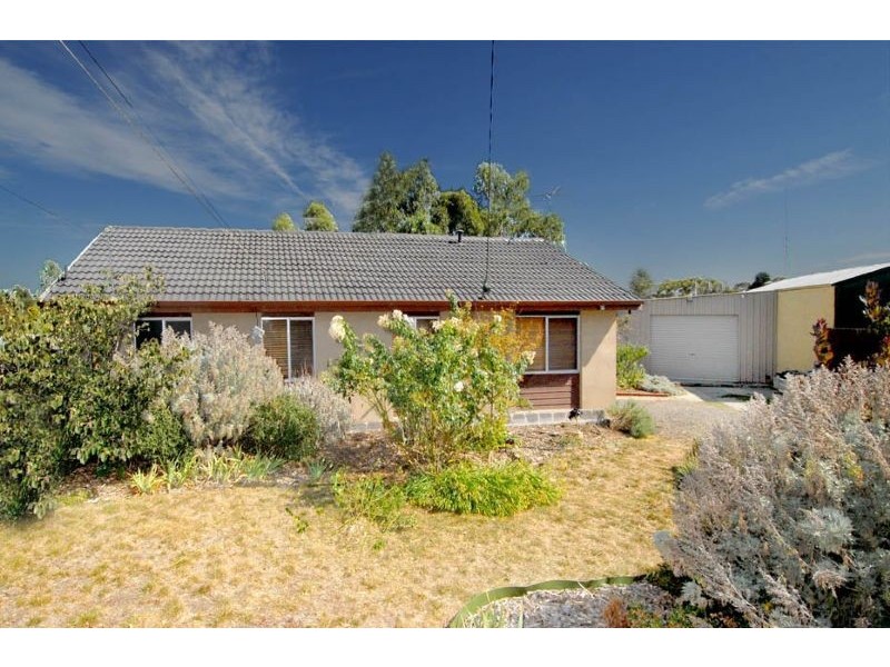 12 CASTELLA COURT, Meadow Heights VIC 3048