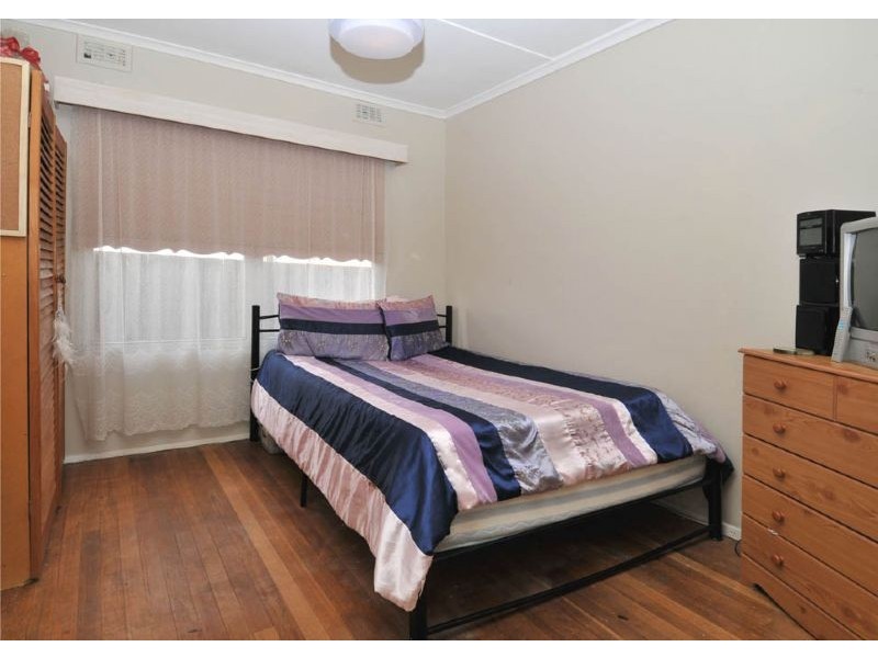 27 Kitchener Street, Broadmeadows VIC 3047