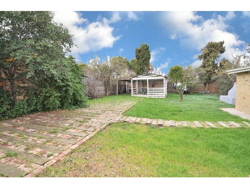 24 Trevannion Street, Glenroy VIC 3046