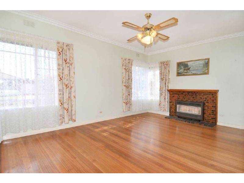 26 Trevannion Street, Glenroy VIC 3046