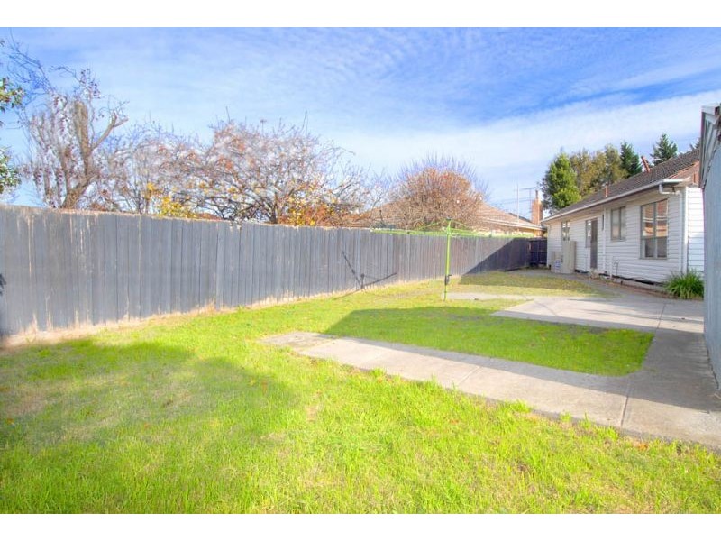 34 Becket Street South, Glenroy VIC 3046