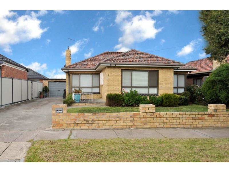 10 Churchill Street, Glenroy VIC 3046