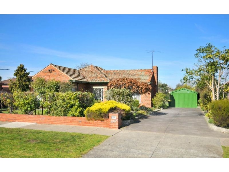 31 Gladstone Parade, Glenroy VIC 3046