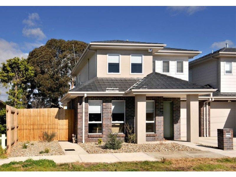 13 Rowan Street, Glenroy VIC 3046