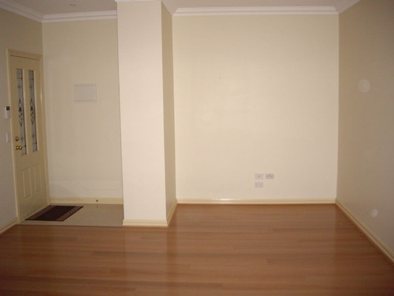 4/15 CHAPMAN AVENUE, Glenroy VIC 3046