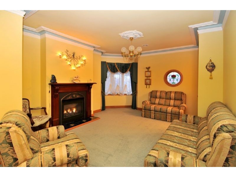 22 Trevannion Street, Glenroy VIC 3046