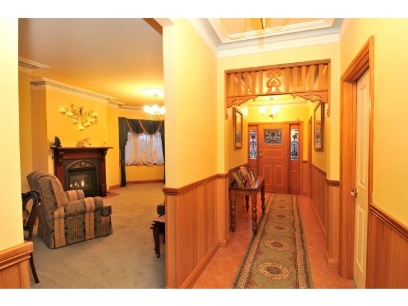 22 Trevannion Street, Glenroy VIC 3046