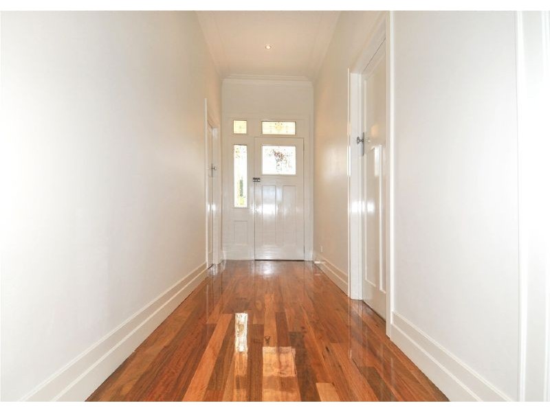 33 Arndt Road, Pascoe Vale VIC 3044