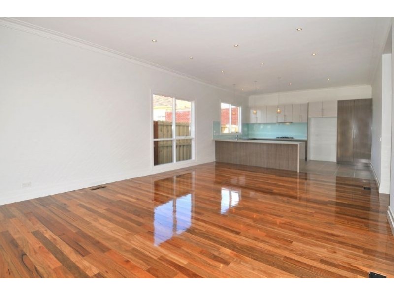 33 Arndt Road, Pascoe Vale VIC 3044