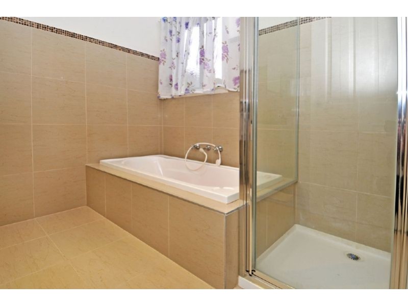 4B Tudor Street, Glenroy VIC 3046