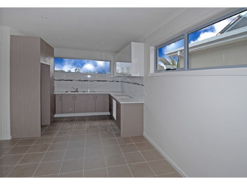 1/12 HARTINGTON STREET, Glenroy VIC 3046
